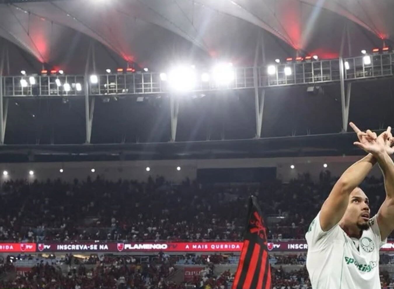Atacante do Palmeiras vira alvo do STJD após gesto em clássico contra o Flamengo!